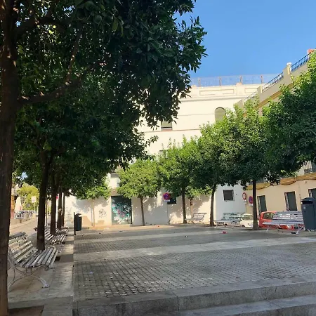 Luz Y Tranquilidad En El Casco Historico - Parking Gratis 아파트 *